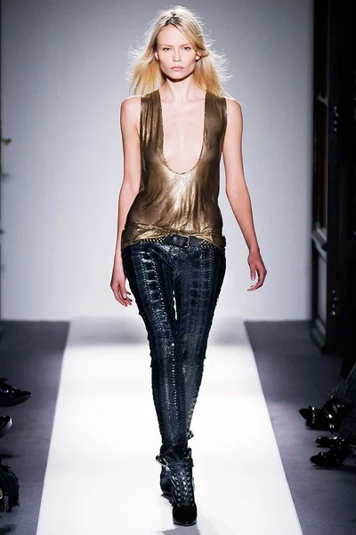 Look 23